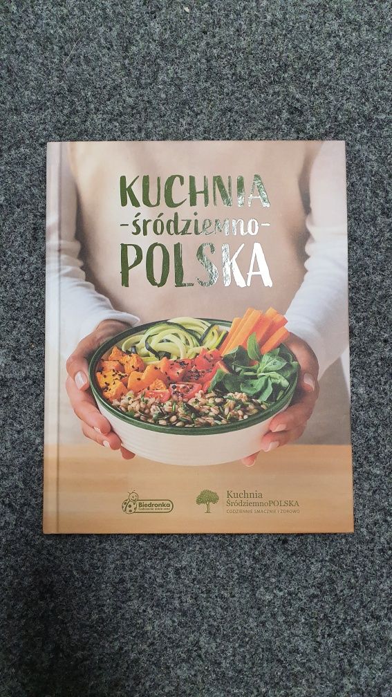 Książka kucharska Kuchnia ŚRÓDZIEMNOPOLSKA nowa