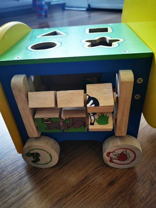 Drewniana zabawka – słoń,