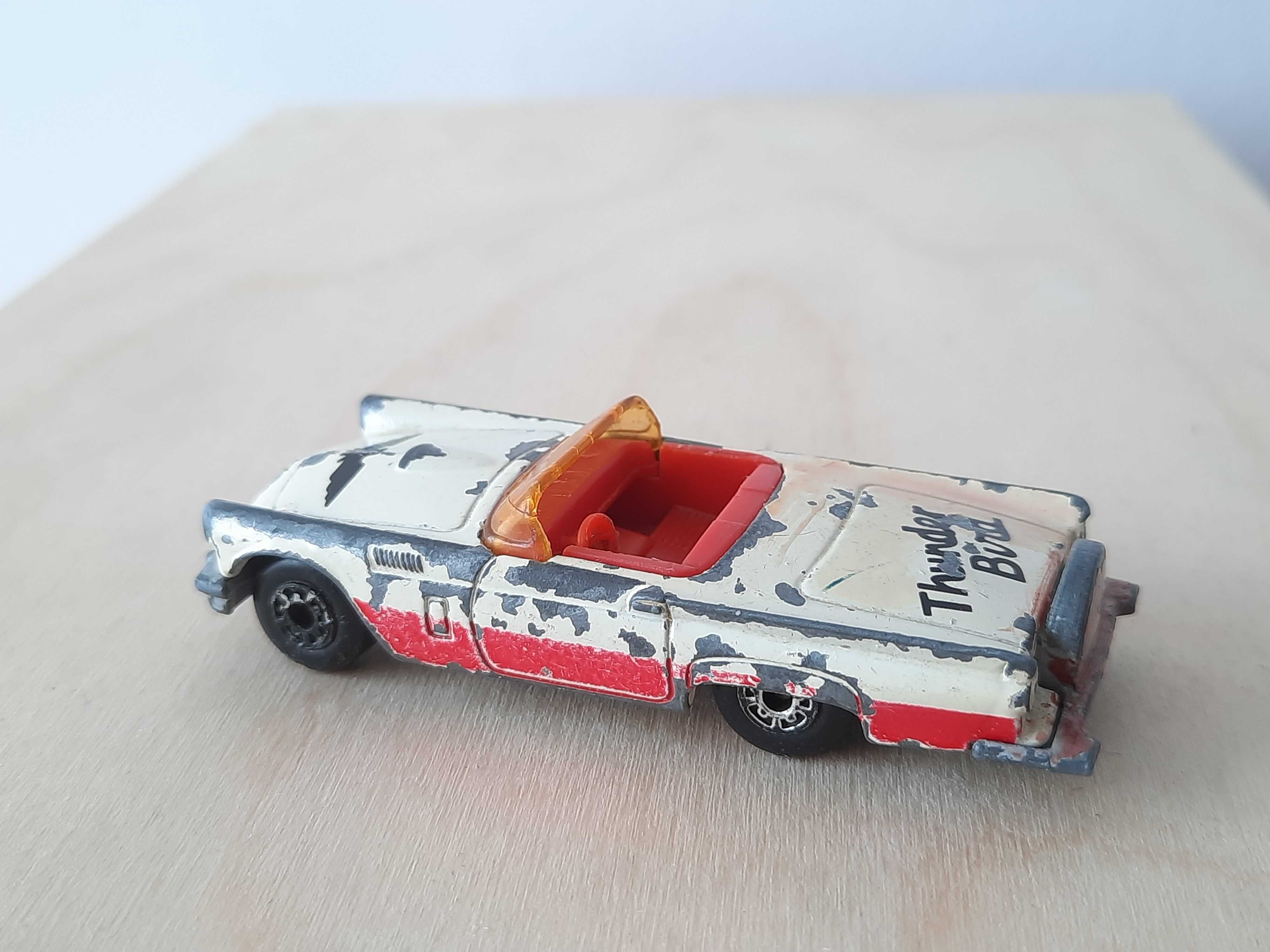 Matchbox Ford Thunderbird 1957