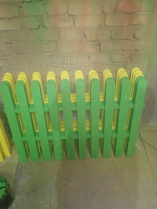 Паркан декоративний фарбований