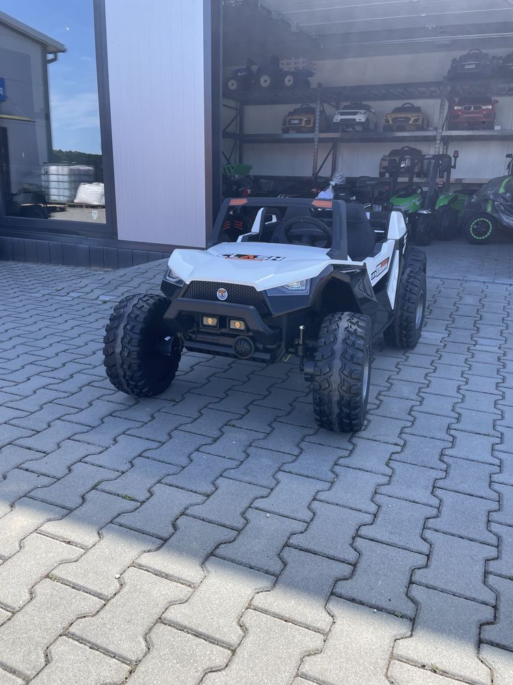 Auto na akumulator Mega Duże Clash 2 - osobowy +Przyczepka
