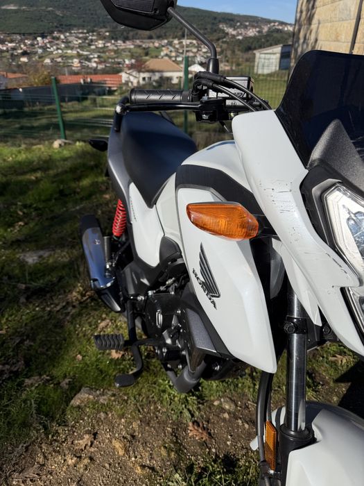 Honda Cbf 125 com muito poucos Km!