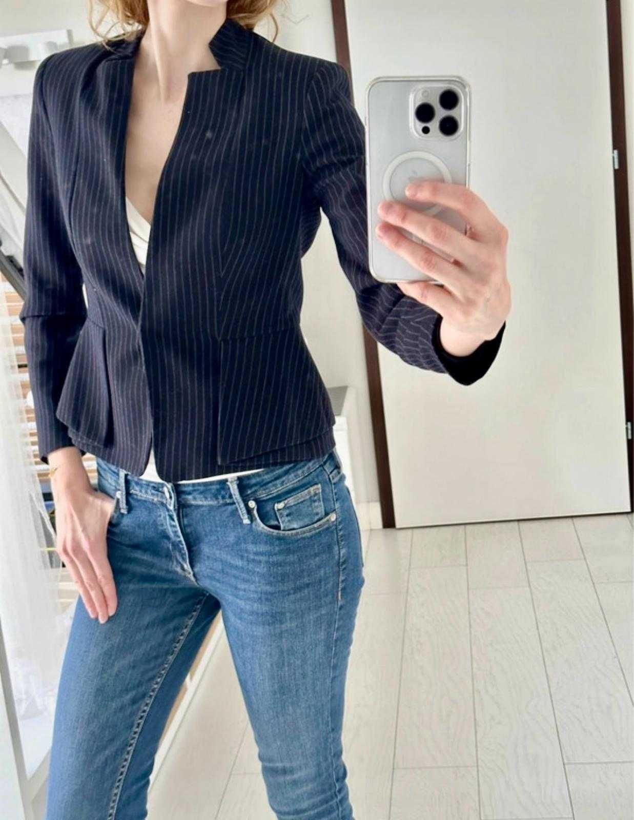 Krótka marynarka Zara taliowana w paski rozmiar M 38