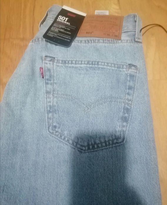 Calça Levi's 501 t. 30