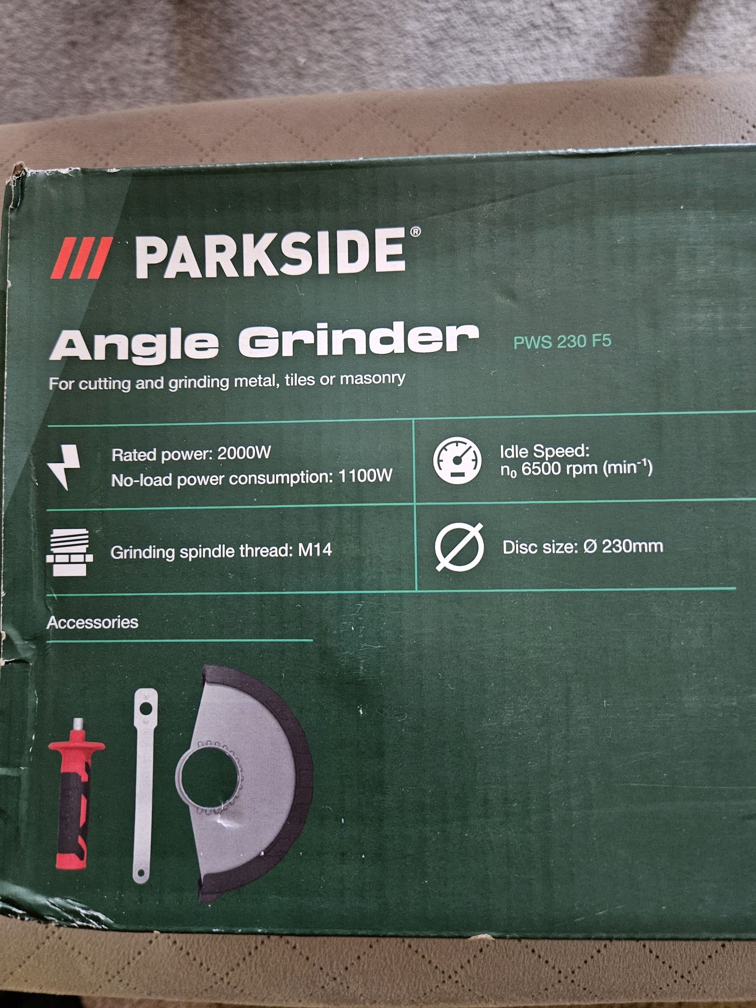 Parkside szlifierka kątowa PWS 230 F5,2000W,BYK
PWS 230 F5,
2000 W,
Ø