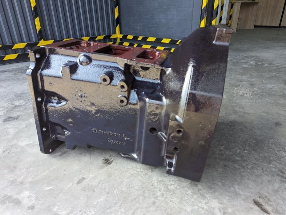 Проміжутка МТЗ 82 892 Корпус зчеплення МТЗ 80/82/892/920 ПРОМЕЖУТКА