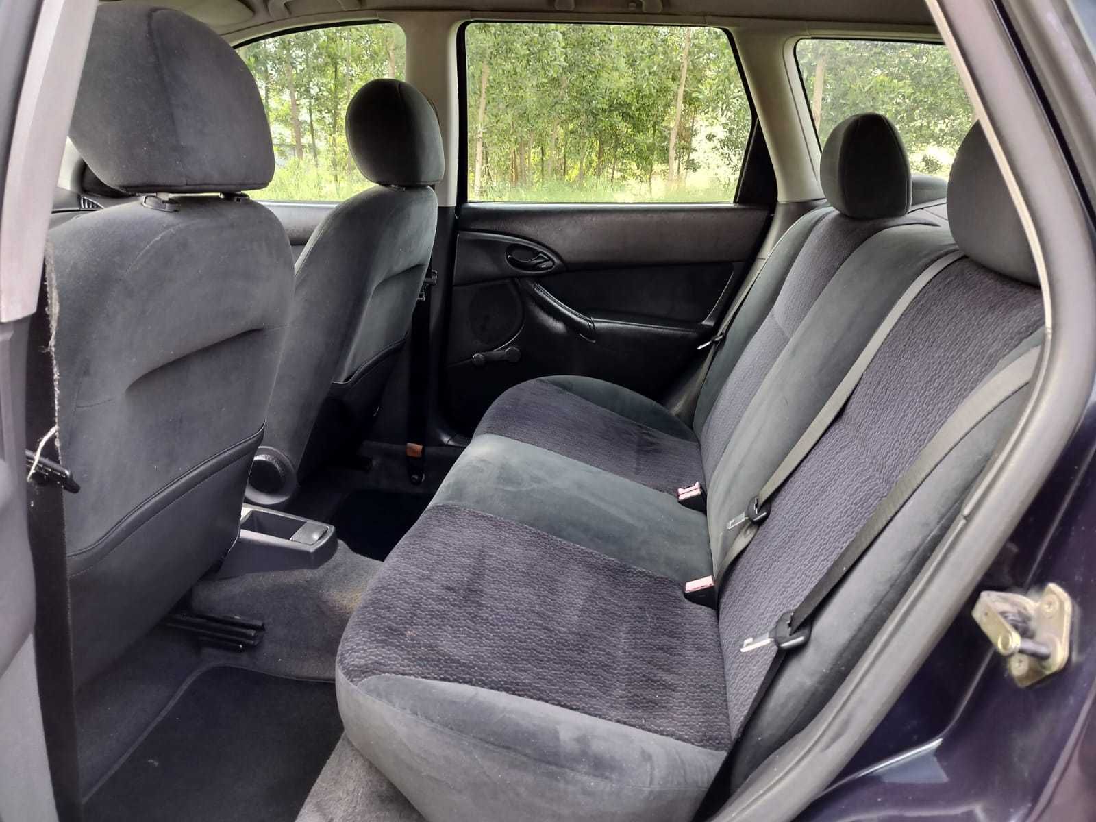 Ford Focus SW 1.4i - Bom Estado