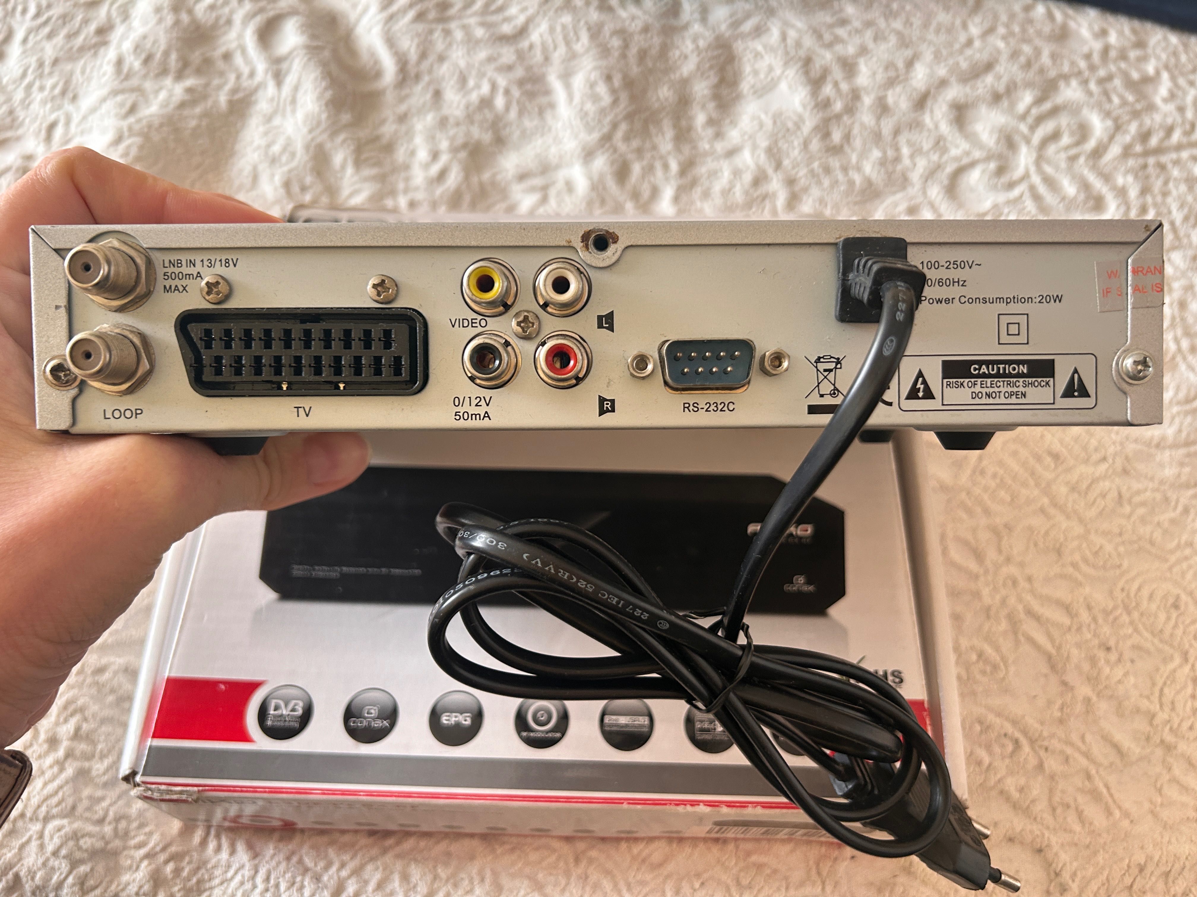 Супутниковий ресивер technosat 4100c