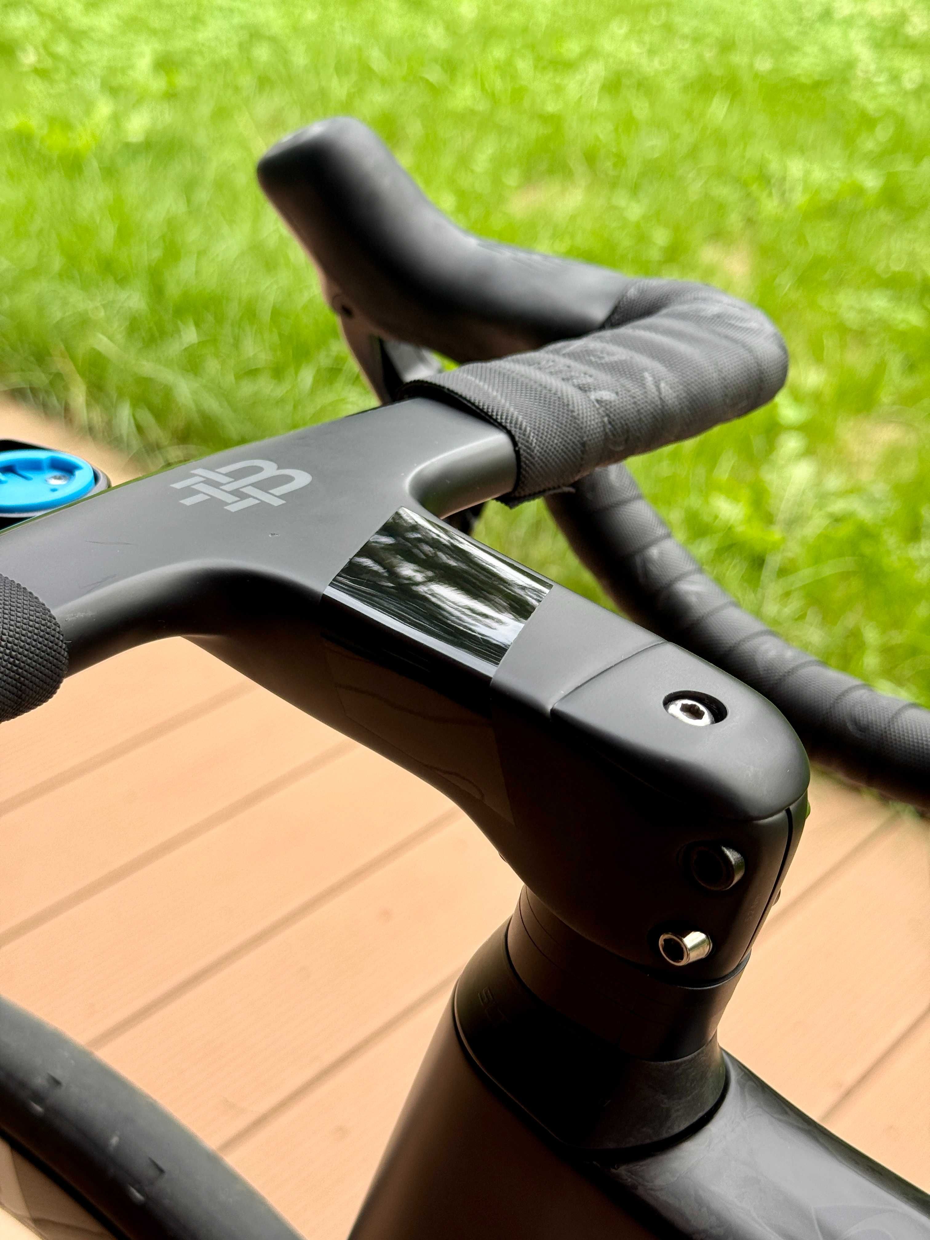 Kierownica BLACK INC Carbon Fiber integrated Aero AB-02 - 38x100