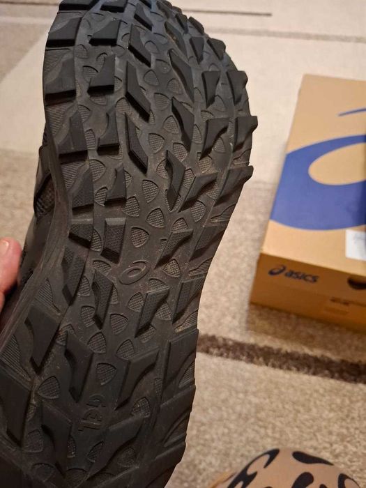Мужские кроссовки ASICS GEL-SONOMA 6 GORETEX