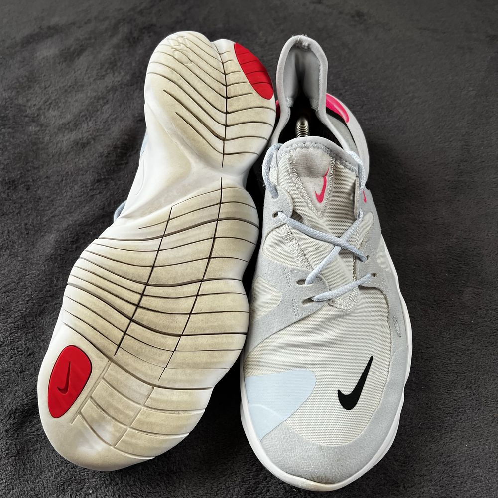Жіночі кросівки Nike free RN 5.0. P. 42.