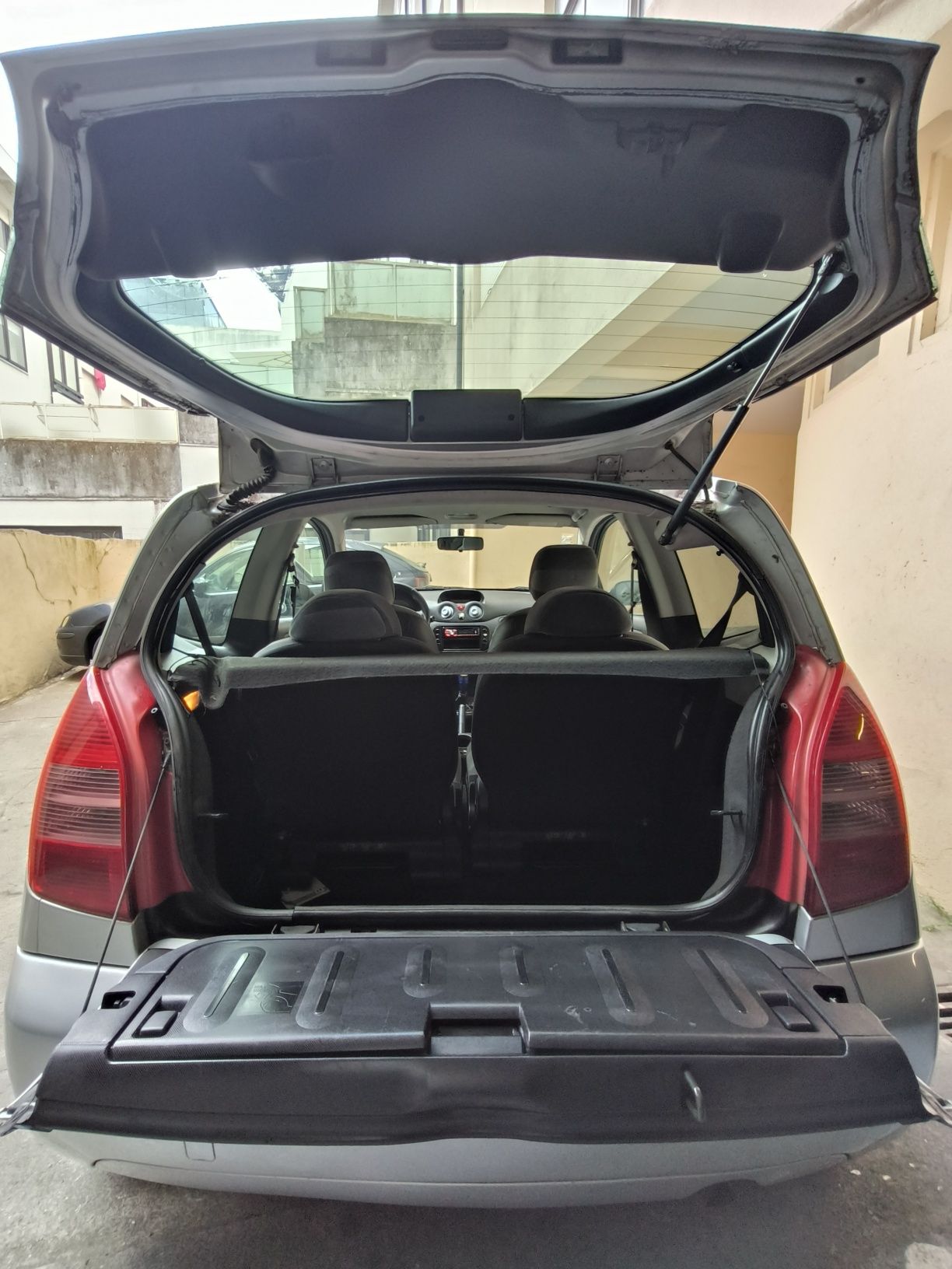 Citroen C2 1.1 BlueMotion ano 2005