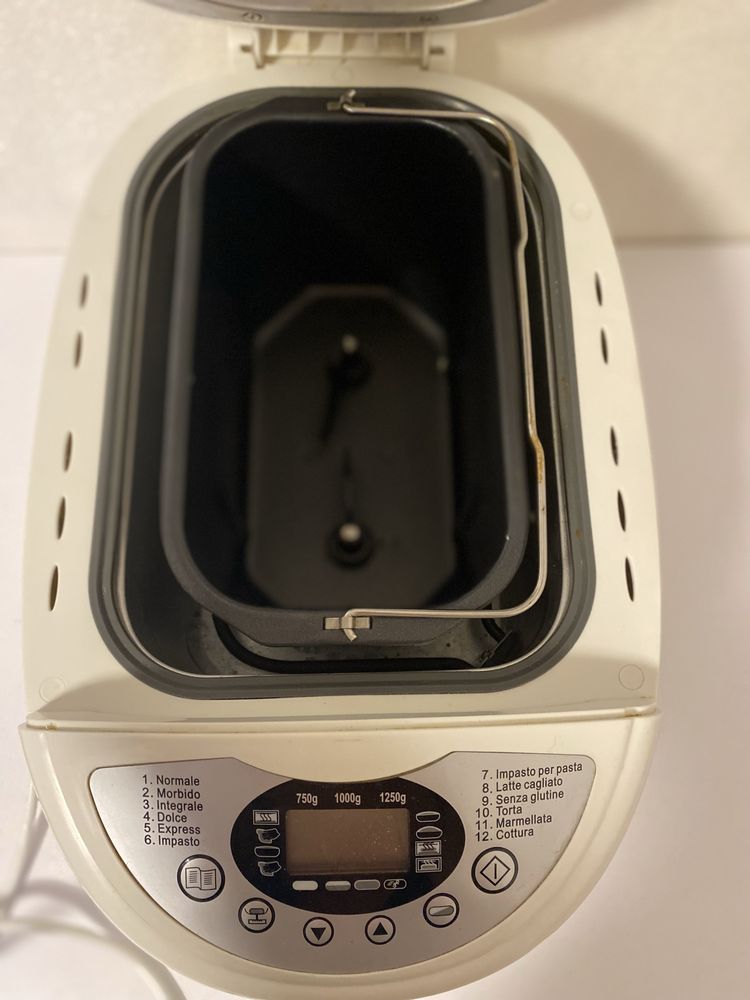 Продам хлібопіч Silver Crest KH 1171, 12 програм, 850 Вт