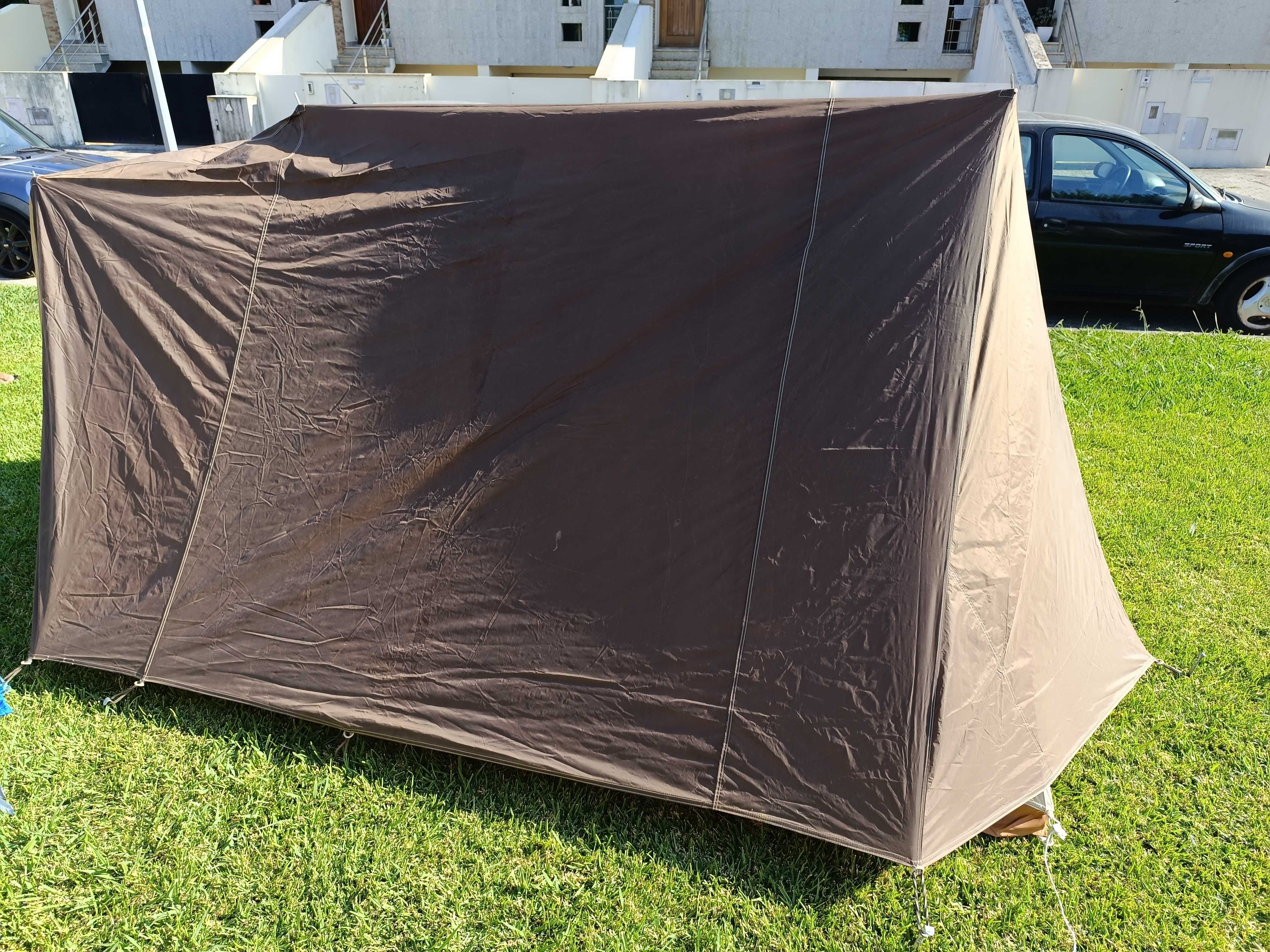 Tenda de Campismo Canadiana completa da Fábrica Sousa Lopes