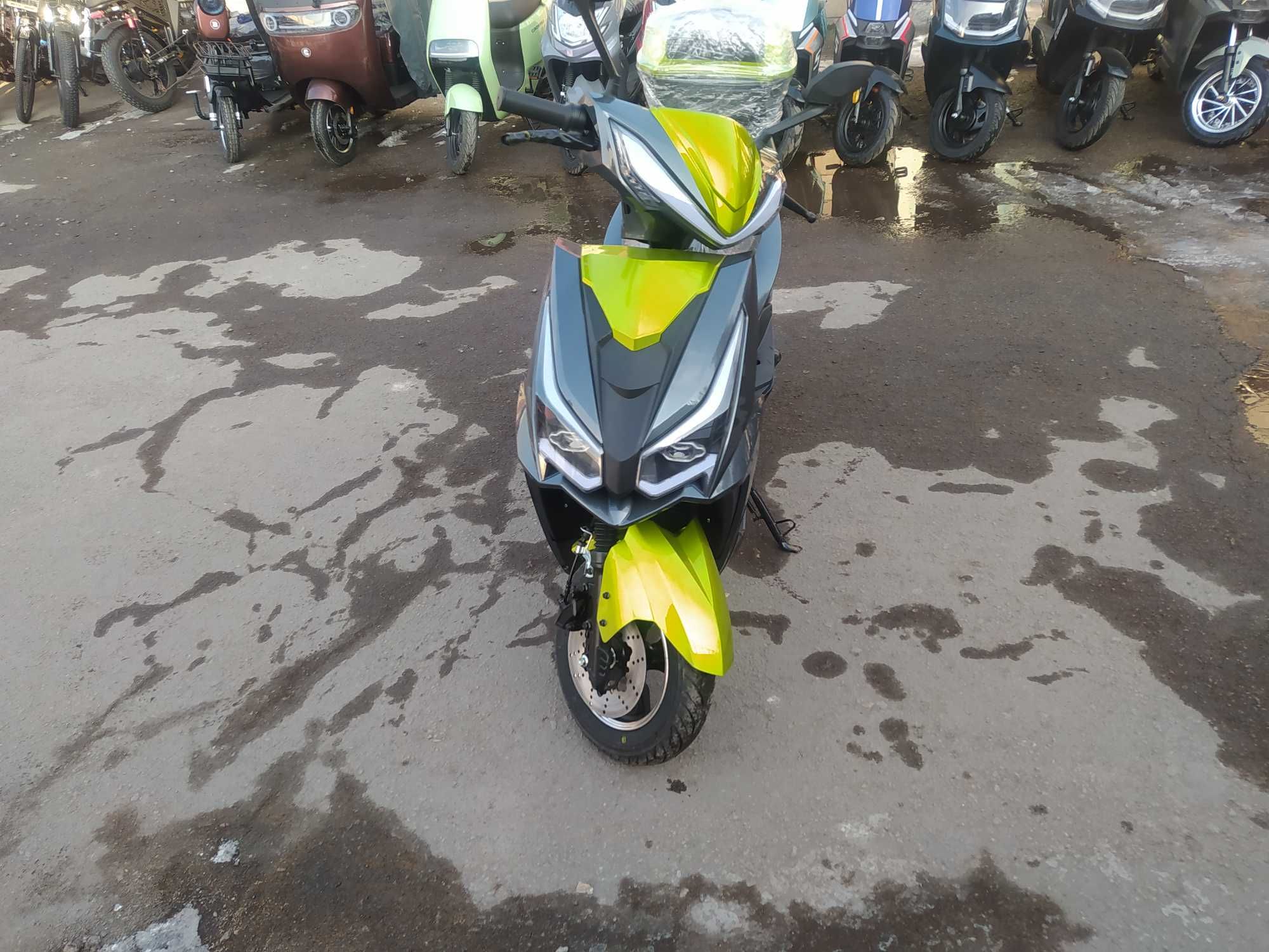 Електроскутер Corso Jogger 1500w\75v\25Ah.