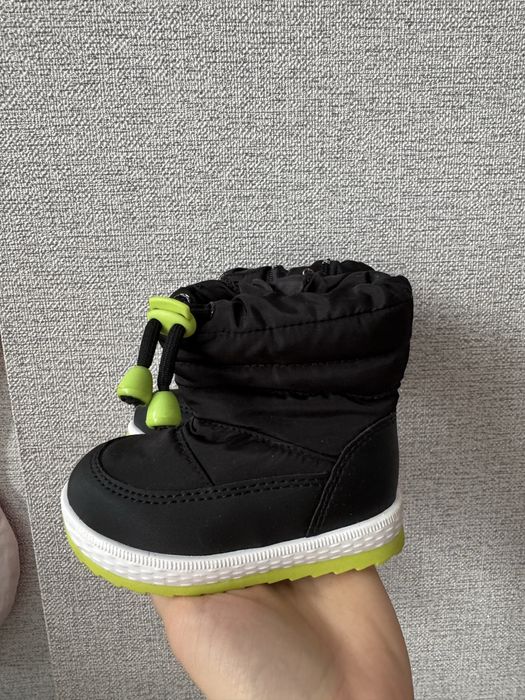 Зимні сапоги для дитини