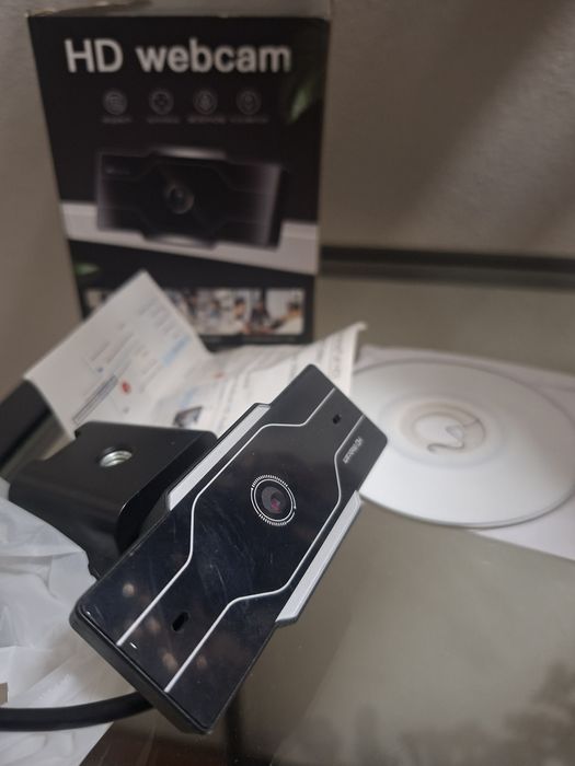 Web cam HD 2k  - muito pouco usada