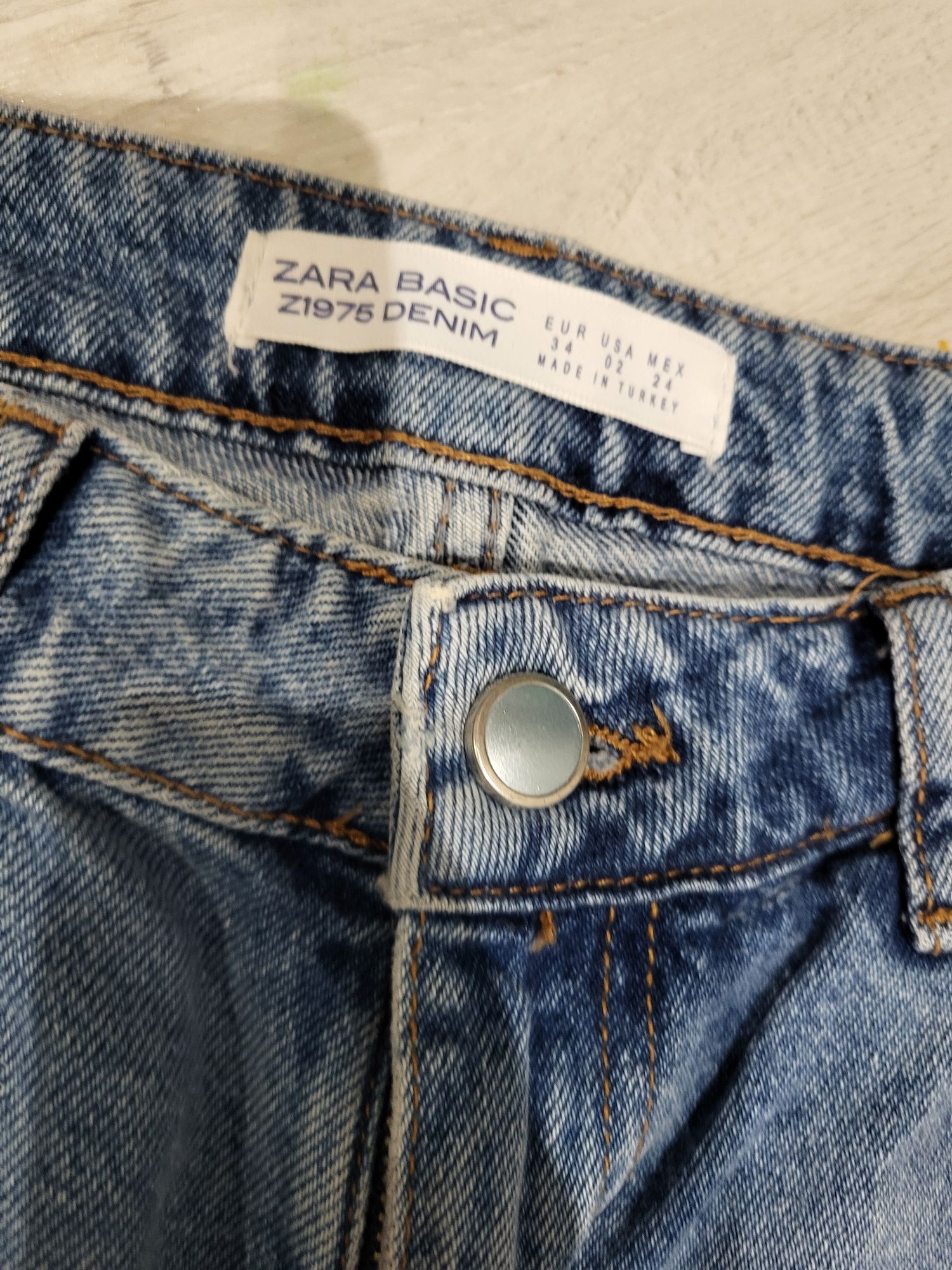 Spodnie jeansowe zara XS/S