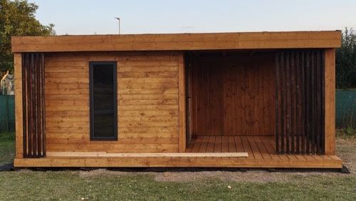 Nowoczesny domek ogrodowy 3x6 m