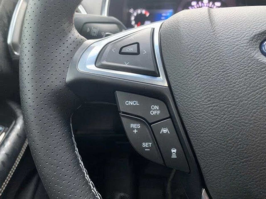 Ford Edge ST      2020