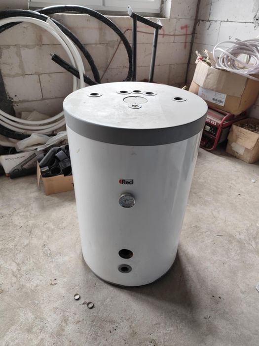 Boiler Red zbiornik wyrównawczy 123 L jak nowy