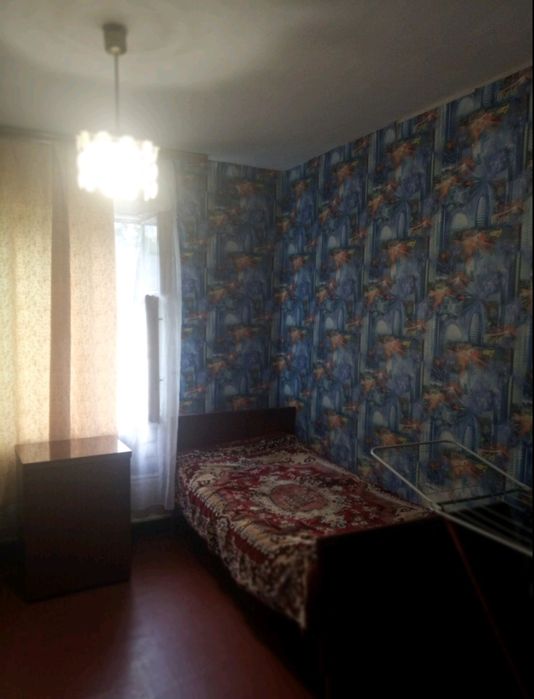 Продається 2 кімн. Центр. 52м, Гетьмана Полуботка буд 80. Терміново!