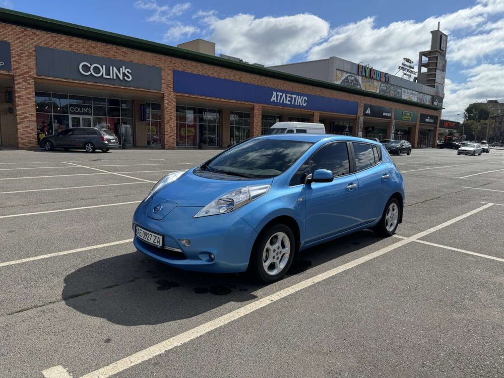 Nissan Leaf в доброму стані