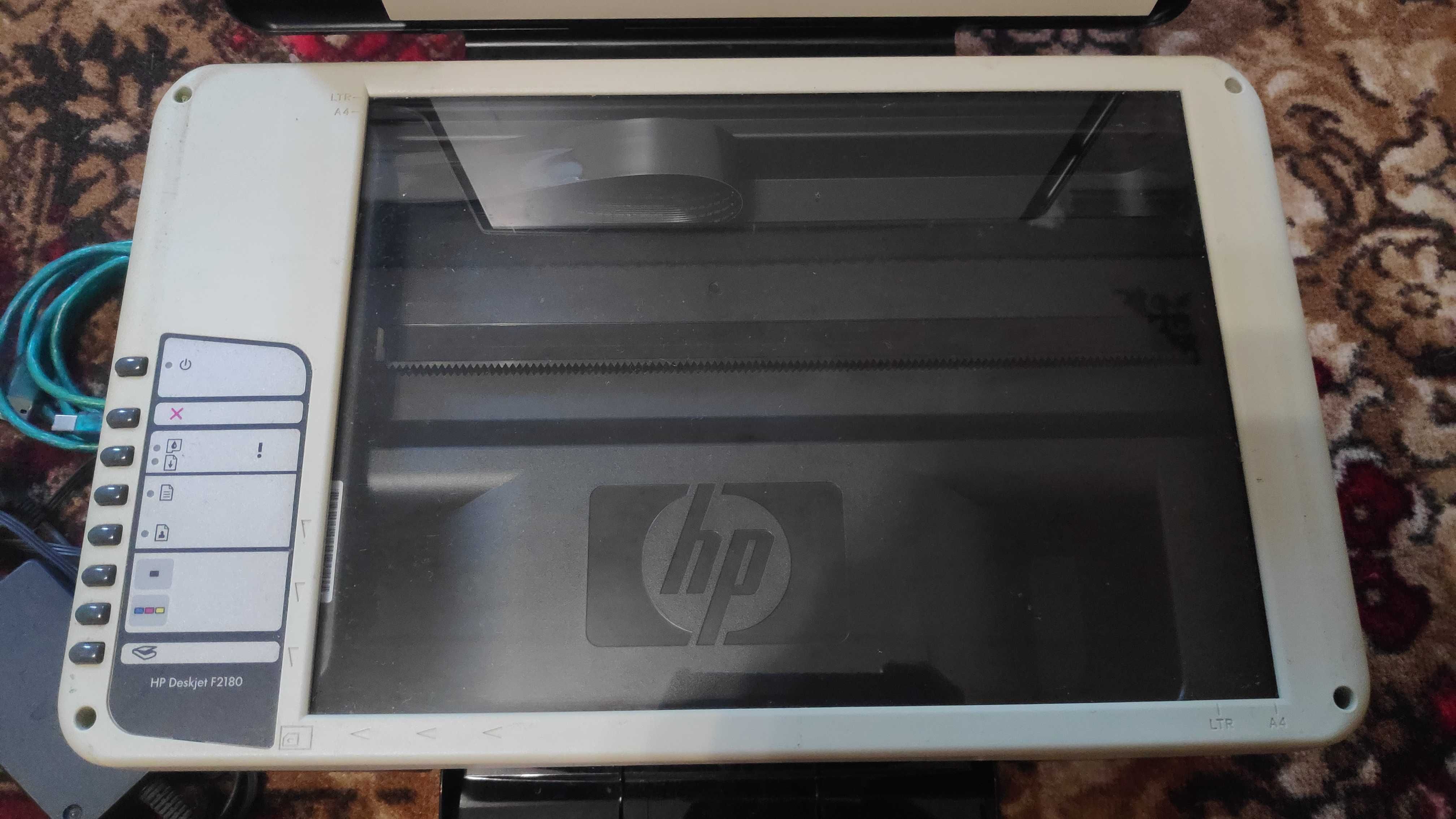 Принтер МФУ HP CB595A
