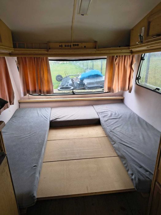 Sprzedam przyczepę kempingową