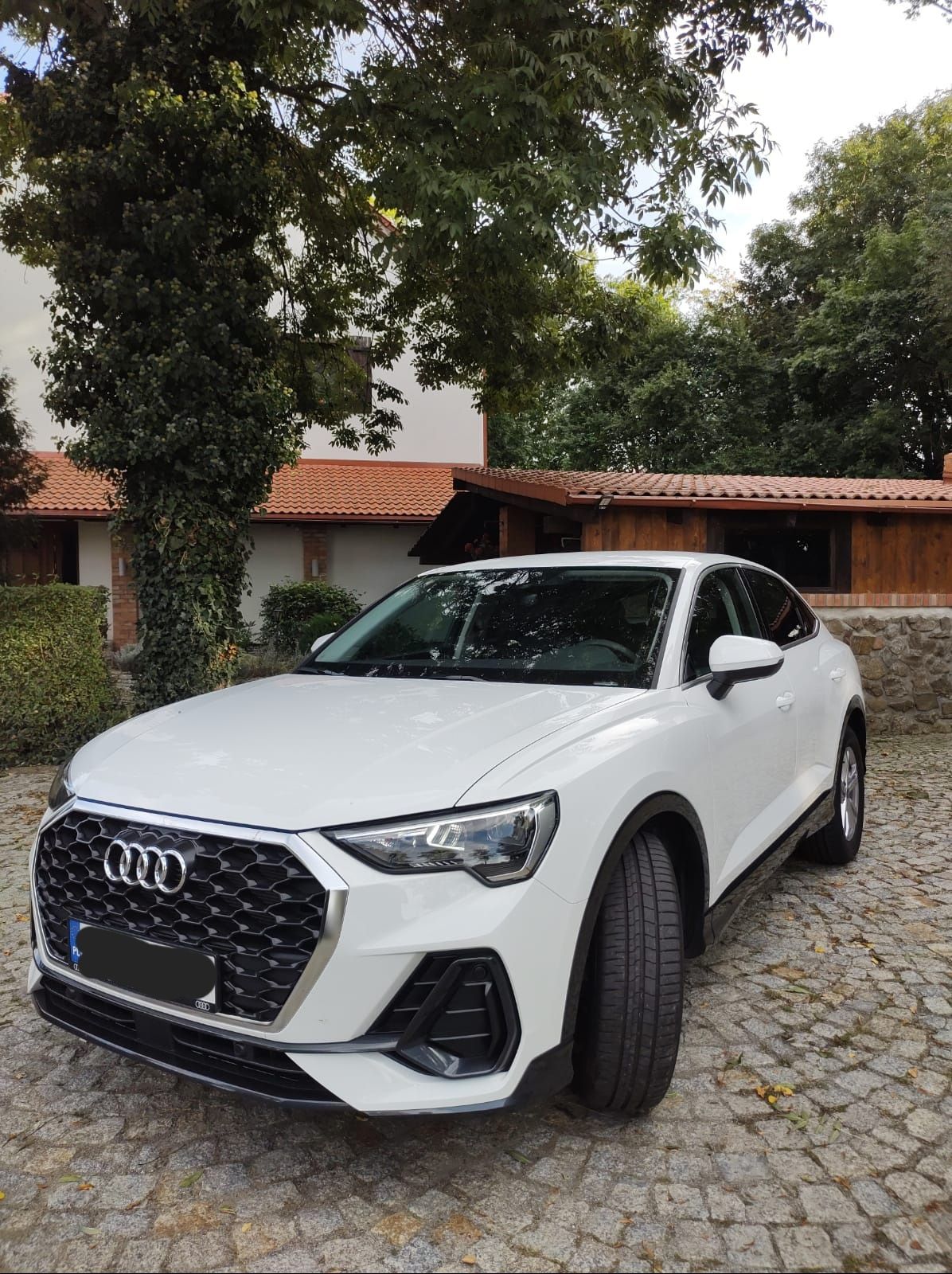 Samochód auto do ślubu Audi Q3