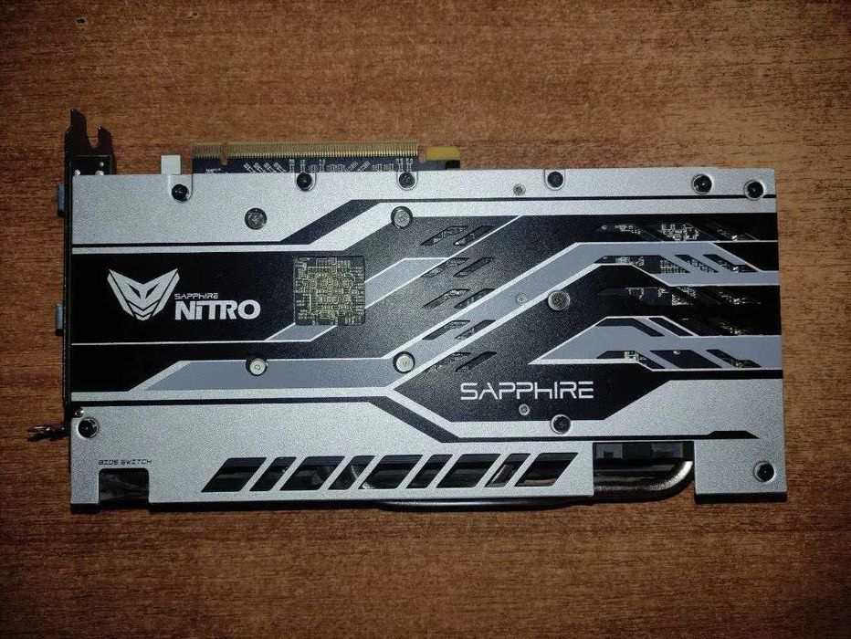 відеокарта AMD Redeon RX580 8GB В хорошому стані