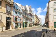 Apartamento T1 na Lapa – Lisboa | 1º Andar em prédio tradicional