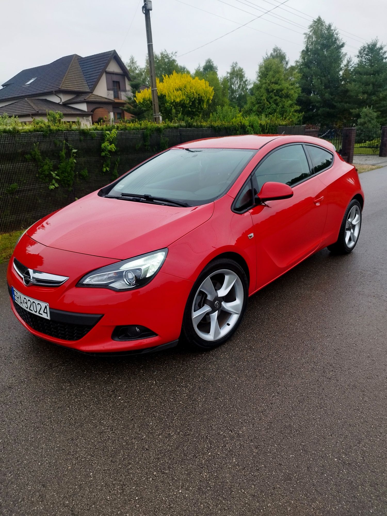 Opel Astra GTC 1.7