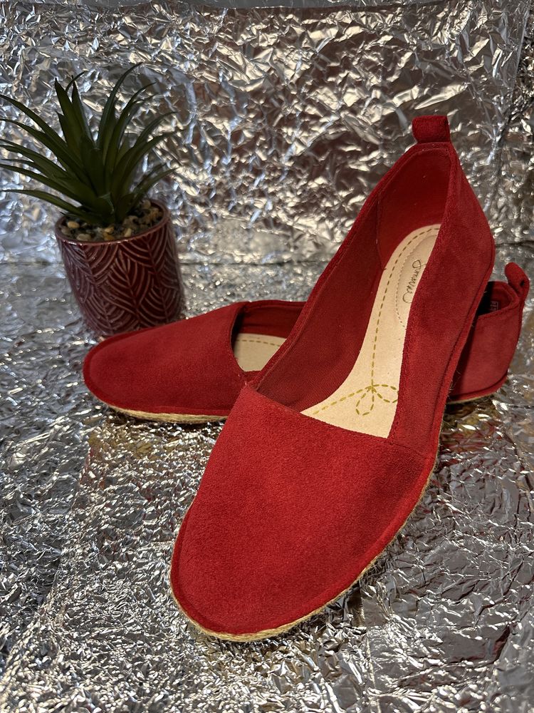 НОВІ замшеві жіночі мокасини Clarks 38р