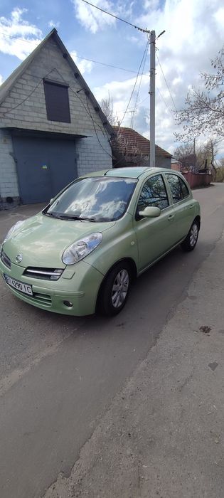 Продаю Nissan Micra 2005
