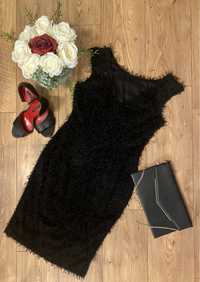 Mała czarna - śliczna sukienka koktajlowa