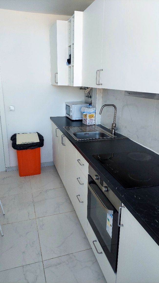 Arrendo Camas em Quartos partilhados, Brandoa