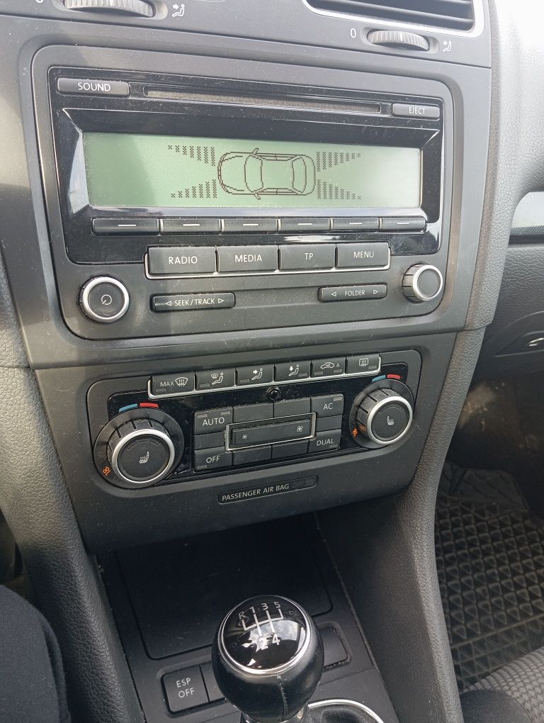 Volkswagen Golf 6 1.6 102KM MPI + LPG Klimatronik PDC Tempomat