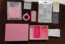 Мобільний телефон розкладачка кнопковий рожевий HMD Barbie Phone
