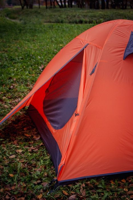 Тримісний легкий двошаровий намет, палатка, - Hillman Journey 3