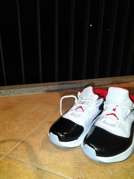 Jordan 11 low tamanho 42