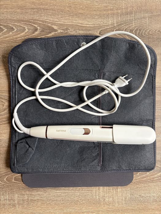 Вирівнювач волосся Philips BHS830/00 плойка
