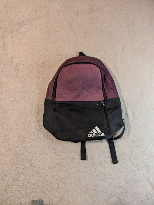Рюкзак  Adidas розмір середній 25 л original