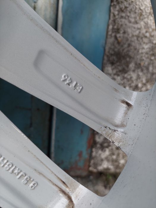 Продам диски с резиной R 18 на BMW