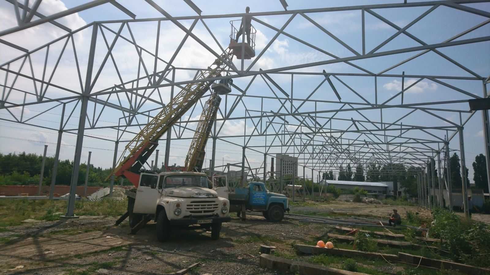 Аренда автовышки. Автовышка с электриком.
