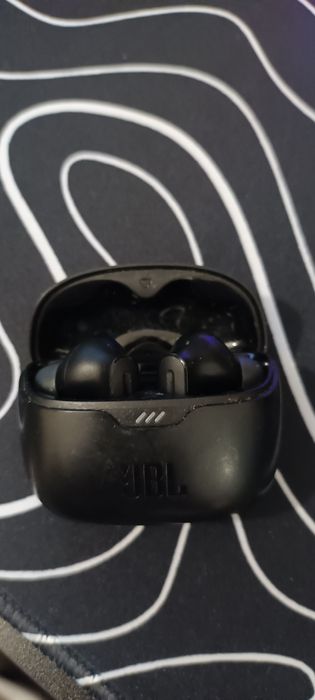 Auscultadores JBL Tune Beam