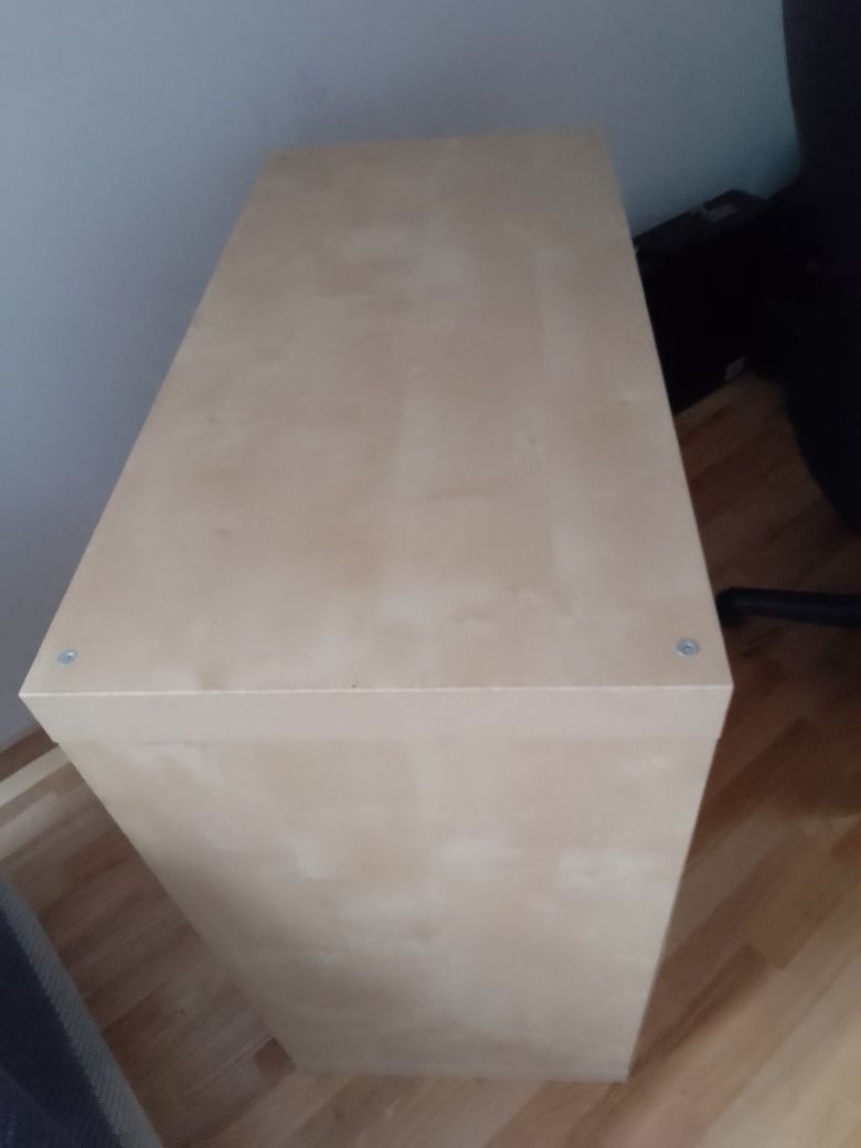 IKEA regał w dobrym stanie!