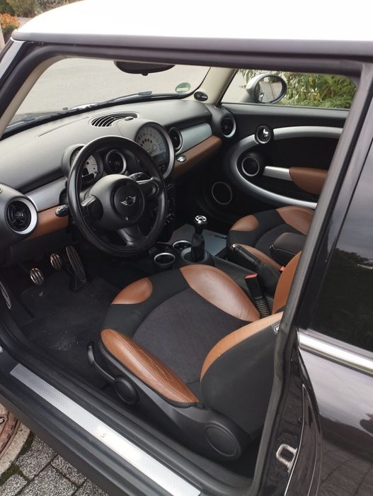 Sam. Osobowy Mini Cooper SD