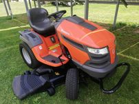 Najmocniejszy traktor ogrodowy Husqvarna GTH260 V2 26 KM