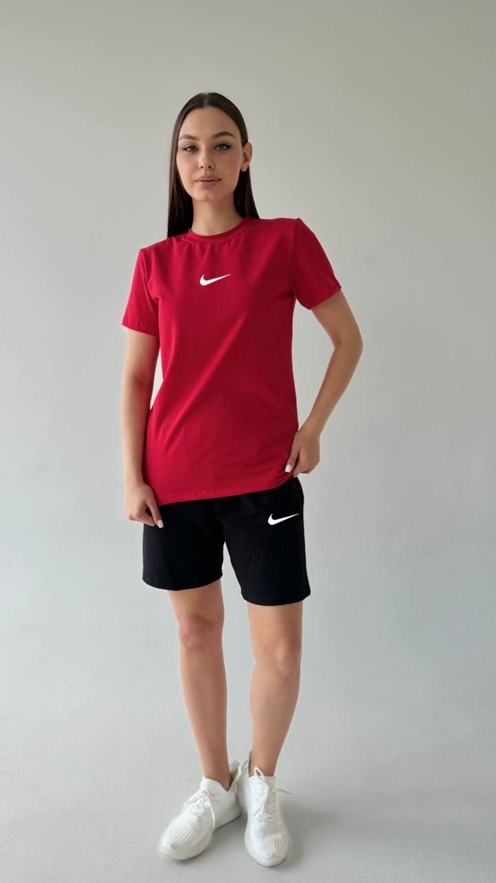 Nike Якісні жіночі спортивні комплекти костюми   р.42-50